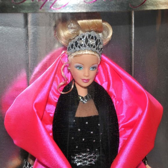1998 Happy Holidays Barbie (NEW IN BOX) Vintage Collectible Barbie Doll - Picture 1 of 7